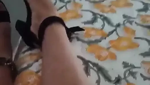 Regina ama i piedi
