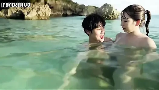 Gravure Idol di Balik Layar di Okinawa, Momen Tertangkap Kamera Tersembunyi ke-3