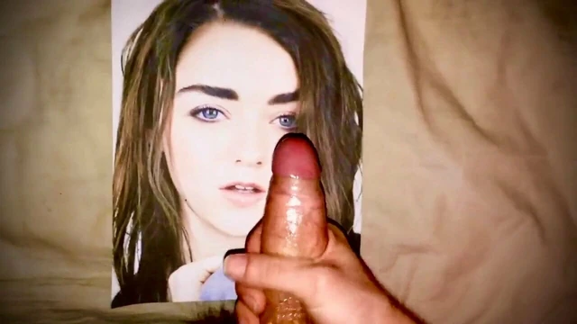 Maisie Williams cum tribute (11)