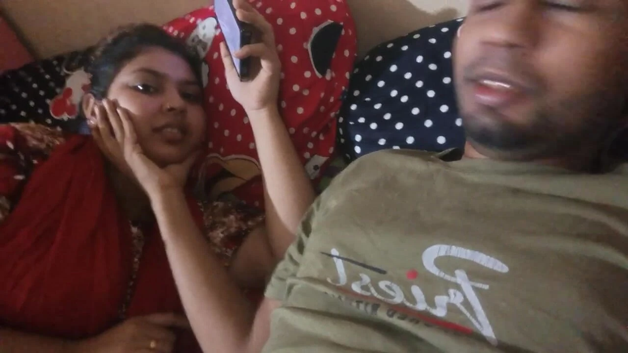 newly married couple romantic husband wife status