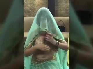 Heiße indische Tänzerin 2