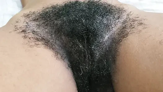 Hairy Pussy Mature Beauty With Glamorous Bedroom Vibes