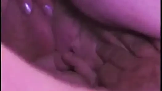 Memek tebal cewek nakal dengan kulit kenyal lagi asik di-fingering