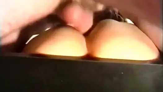 Скачка на такси, которая заканчивается горячим тройником