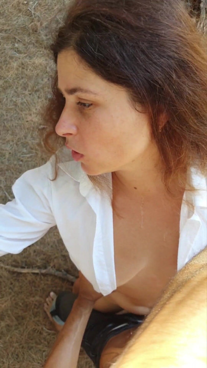 Powerful moment from "Stranger Filmed and Fucked Naked ExpressiaGirl on the Beach while She was Talking with her Boyfriend"