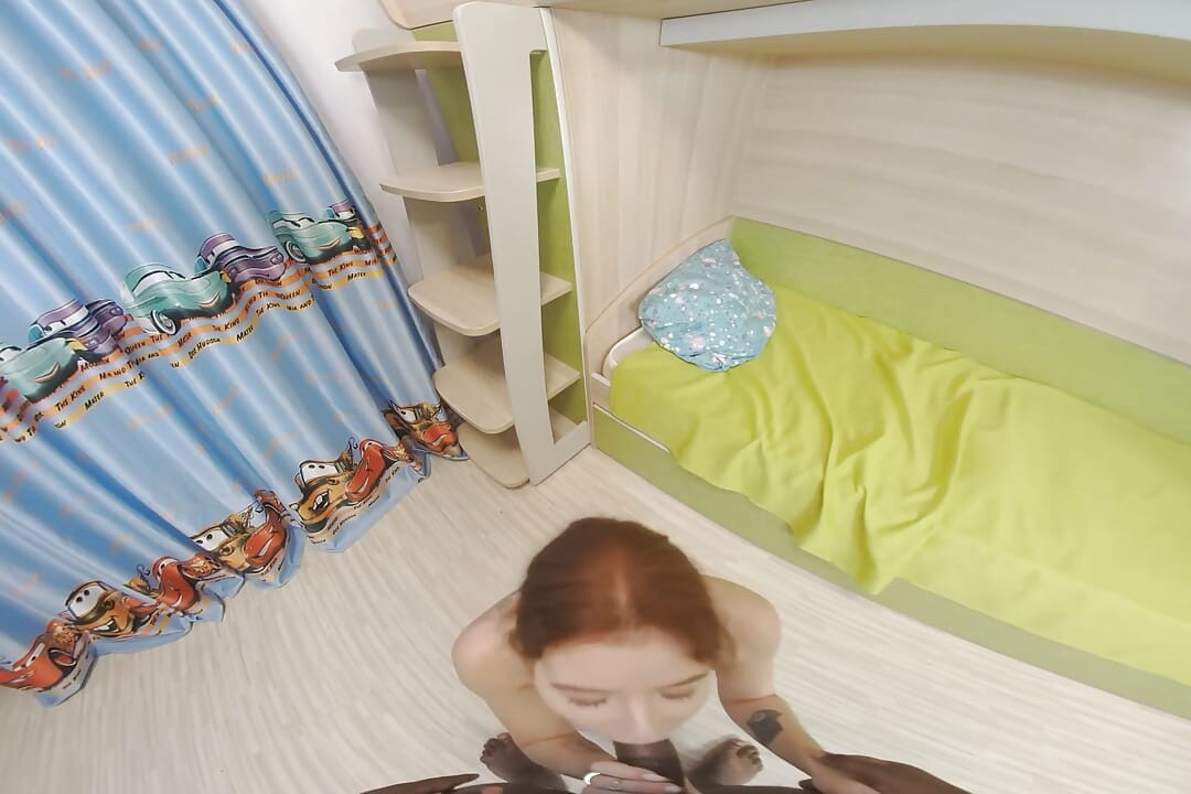 Russian model luna rishi teases and plays and sucks and fucks in vr