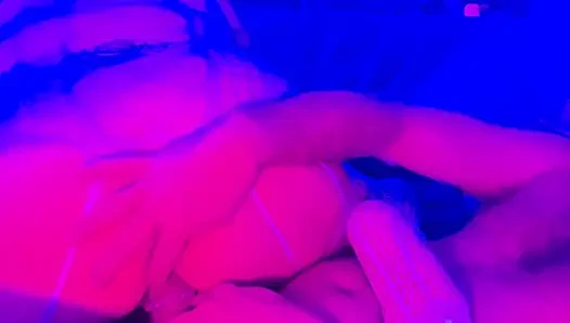 Asli! Pacarku lagi asik nyepong kontol sampai tenggorokan dan ceroboh sama pacarnya - rekaman seks amatir