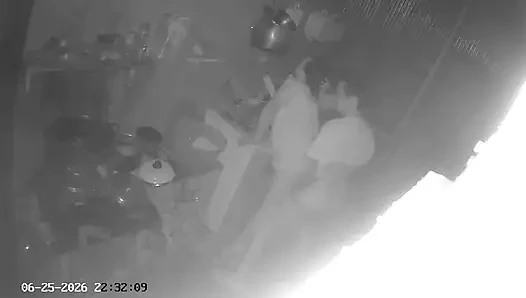 Aku selingkuh di dapur dengan istri bos