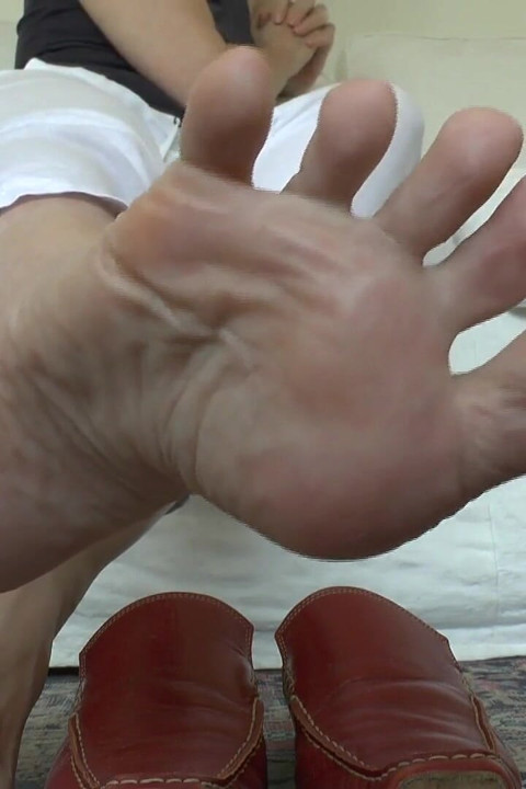 You Crave It Every Day: Sniffing My Feet and Cumming in Your Pants!