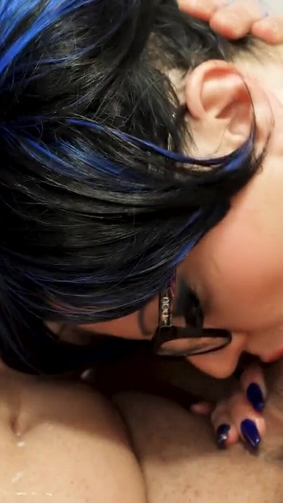 Must-share moment from "Mega boobs Pamela De Boni with 2 dicks is ready to cum"