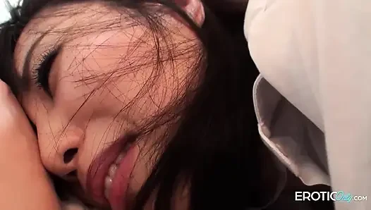 Kıllı amcıklı eski kız arkadaşım bana karşı koyamıyor