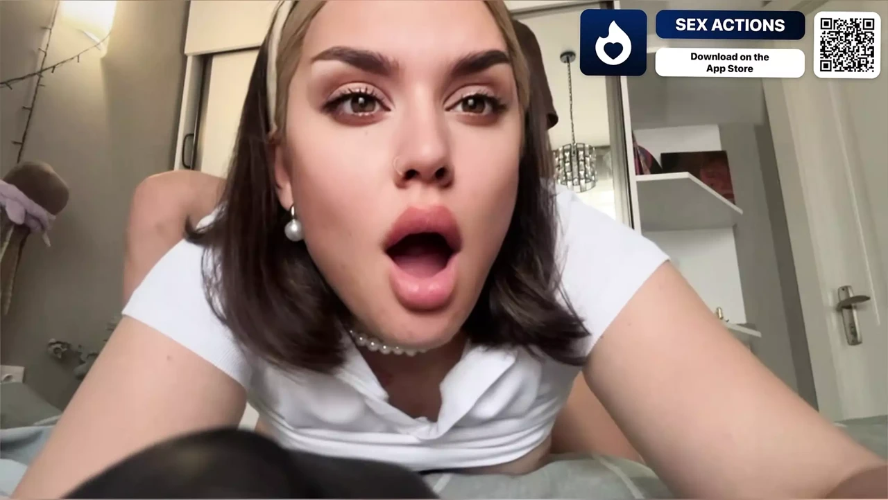 Sexy student plays the role of a horny maid using a dating app
