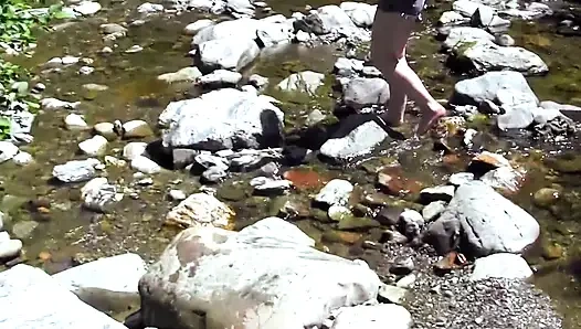 Francesc en iyi arkadaşıyla ilk açık havada deneyimini yaşıyor