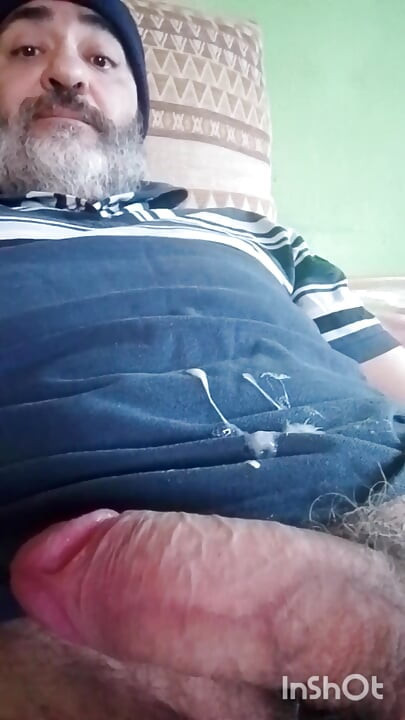 กูน้ําแตกไม่ไหวแล้ว