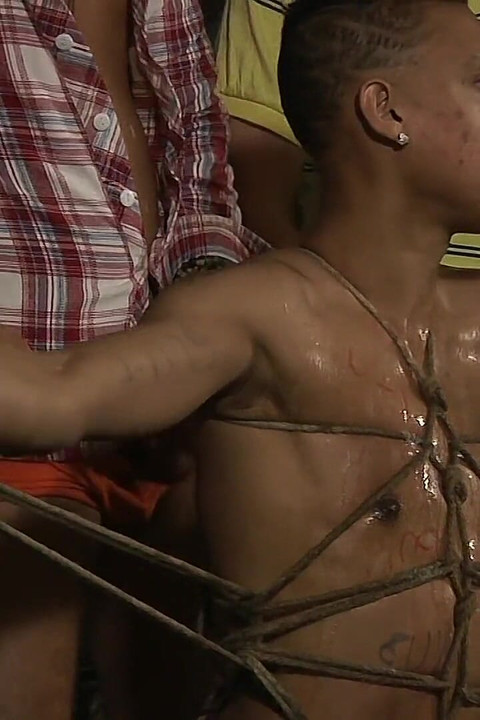 Marcus dobiva grupno pušenje