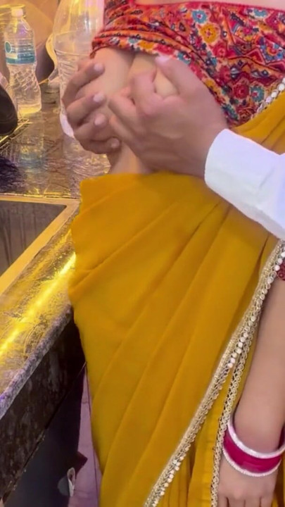 Naukarani Ki Behan To Ussey Bhi JADA Maaldaar Nikli.... | Clip 1