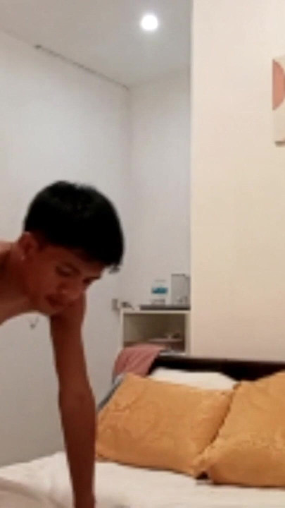 Filipino Twink Devours Cock & Gets Pounded for Hot Cumshot | Clip 3