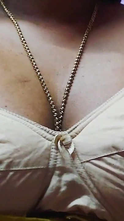 Ινδικό χωριό Μπενγκάλι Bhabhi Σεξ με άτακτο Devar ji. | Κλιπ 1