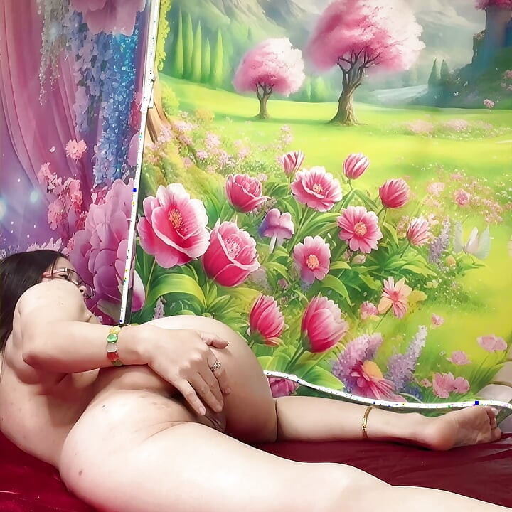 laying there show sexy ass beautifull