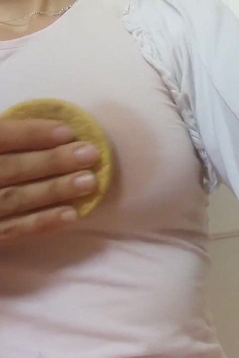 Şeffaf ve ıslak gömlekle seni çıldırtıyorum