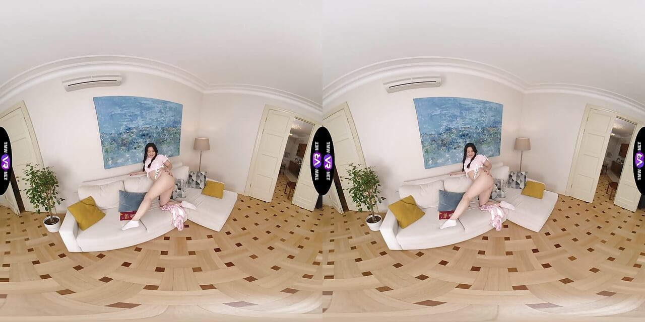 Amelia Ost สุดฮอตใช้นิ้วติ้วหีเปียกของเธอ - Teenmegaworld