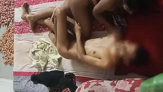 Cute girl room date funny vedio Full HD