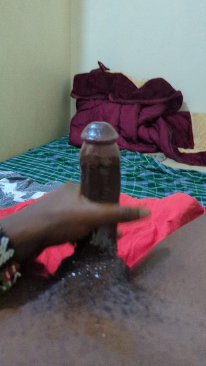 Close up - crot sperma pria kulit hitam kontol besar