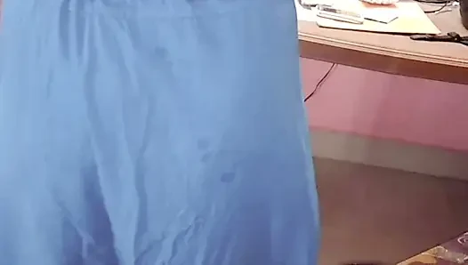 Desi Tamil Wife Renu Wet Nude Body Towel Dry & Slow Saree Dressing Tease! Indianhotwifex