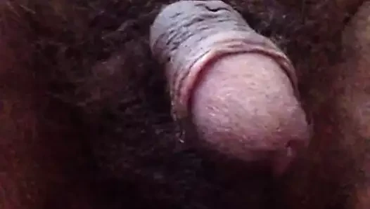 Çıplak koca ve onun penis ereksiyon ve mastürbasyon