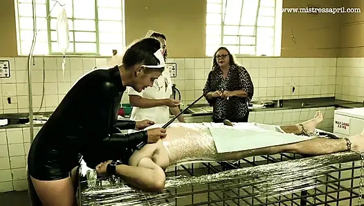 Dominatrix sahibe April - tıbbi delilik