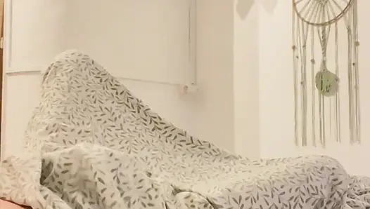 Sabah elle muamele ve pastalara boşalma bölüm 1
