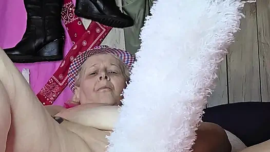 Fuzzy fickhure liebt es hart