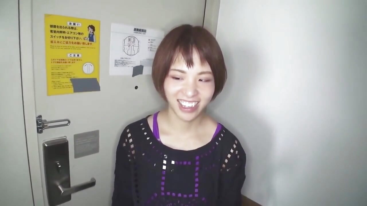 江藤恵子 タイトな水着の美しい脚 天国