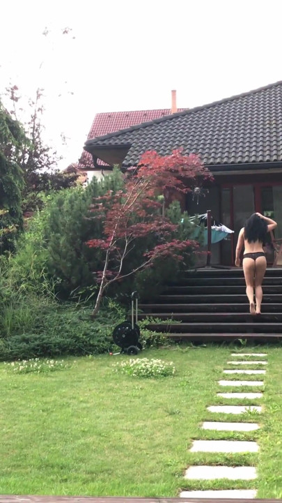 Lucia cums with thick pussy juice in front of me