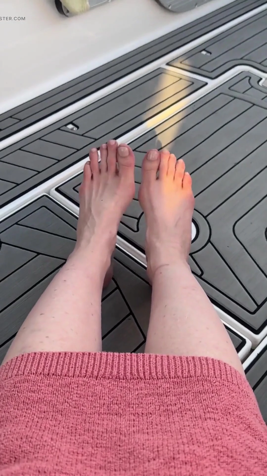 I’m Playing with My Legs