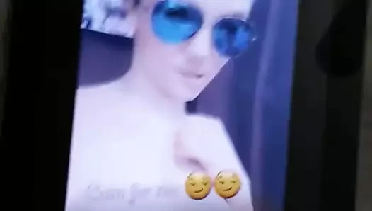 Cum haraç için kellykinky