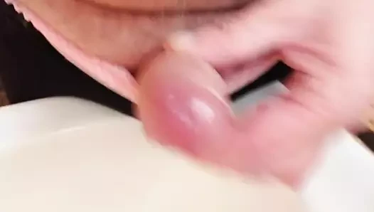 Naylonda aç ve belki işemek