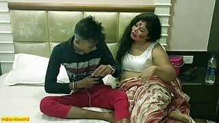 印度孟加拉继母与18岁年轻继子的第一次性爱！音频清晰