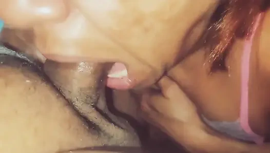 4 дня без оргазма, и она делает минет только горлом!