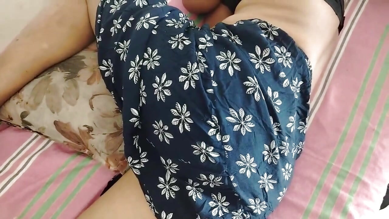 Daj Mi Kad uрe u Moju Sobu.