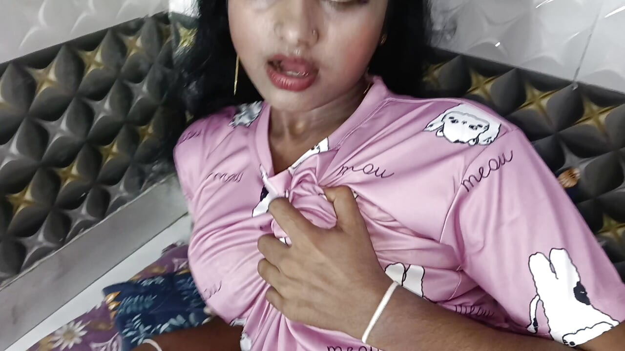 Até o dia da fofa Sudipta sexo com cameraman