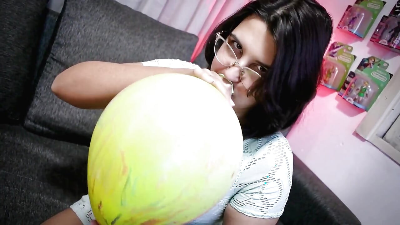 Transform You Into a Marbled Balloon - Blow and Ride Non Pop - Bunny Looner