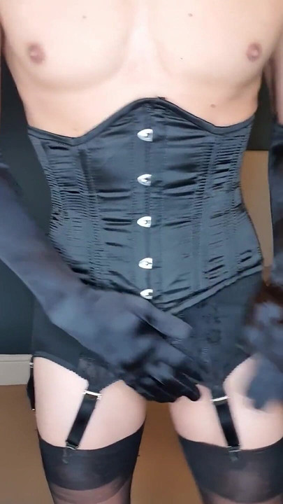 君に捧げる僕の黒い衣装