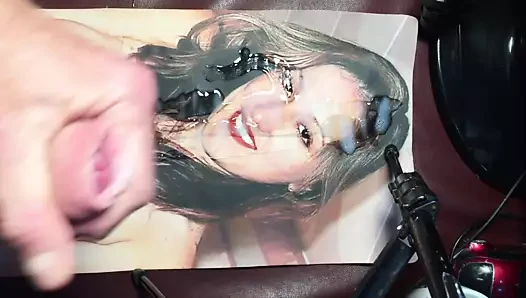 Vanessa Ifarraguerri boşalıyor