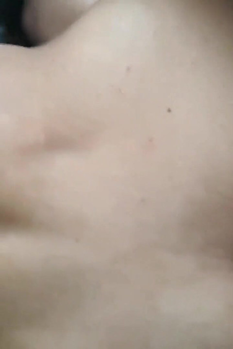 Moj seksi muž svršava na mene