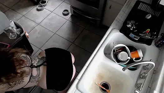 Watch on Me Dirty Dishes
