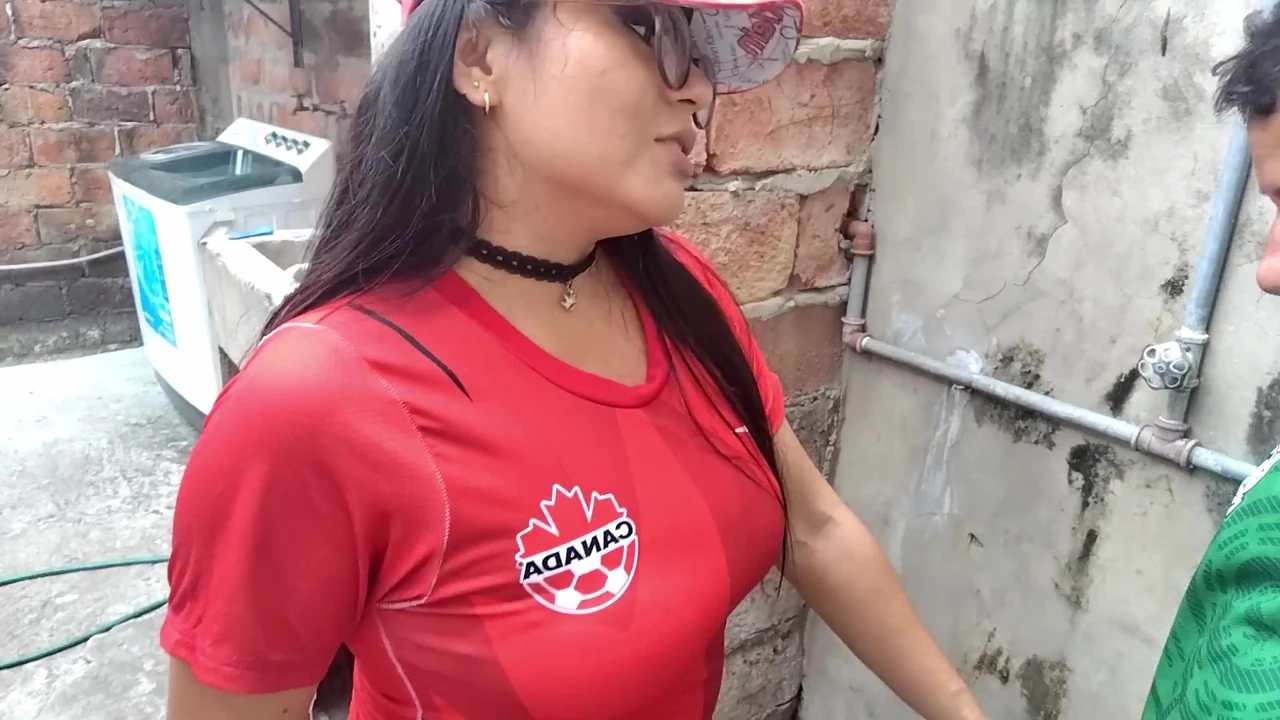 Çok yaşa Meksika!! Güzel bir Kanadalı kadını evde böyle siktim. Ev tamiri yapıyor.