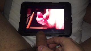 Cumming to load after load