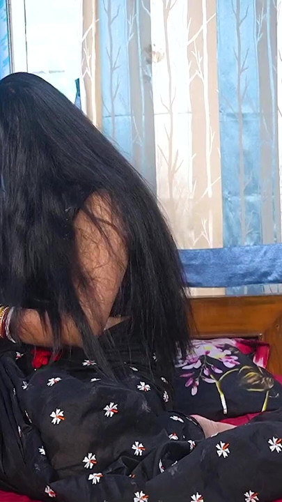 DESI MALLU BHABHI HARDCORE FUCK WITH HER BOYFRIEND WHEN HER HUSBAND NOT AT HOME FULL MOVIE ( HINDI AUDIO ) | Clip 1