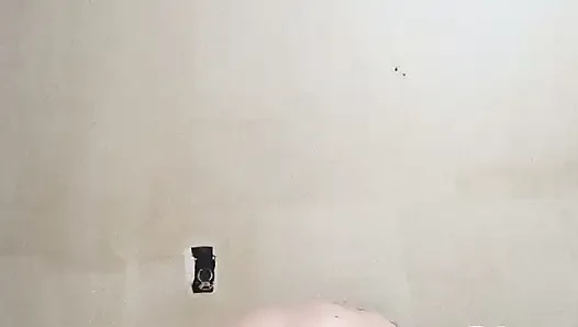 Twerking N Squirting Slut